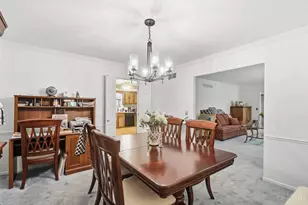 7031 Butterwood Dr, West Chester, OH 45241 - Photo 13