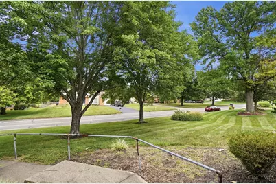 7031 Butterwood Drive, West Chester, OH 45241 - Photo 5