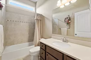 1584 Hawk Ridge Dr, Hamilton Township, OH 45039 - Photo 41