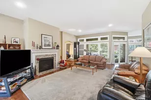 1584 Hawk Ridge Dr, Hamilton Township, OH 45039 - Photo 11
