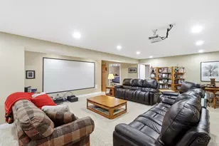 1584 Hawk Ridge Dr, Hamilton Township, OH 45039 - Photo 47