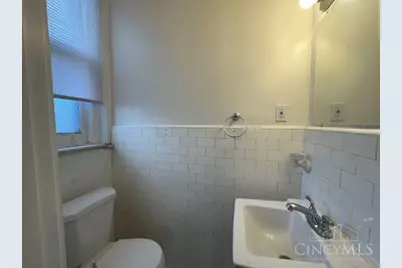230 Rockdale Avenue #8, Cincinnati, OH 45229 - Photo 7