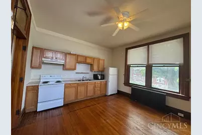 230 Rockdale Avenue #8, Cincinnati, OH 45229 - Photo 3