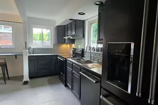6760 Golfway Dr, Springfield Township, OH 45239 - Photo 7