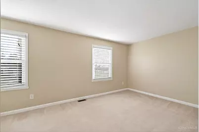6978 Fallen Oaks Drive, Deerfield Township, OH 45040 - Photo 13