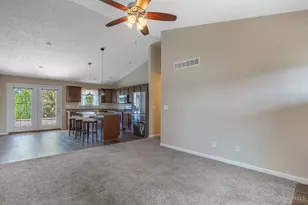 101 Silver Oak Ct, Carlisle, OH 45005 - Photo 5