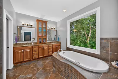 1723 Laurel Glen Court, Hamilton Township, OH 45140 - Photo 31