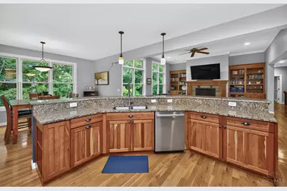 1723 Laurel Glen Court, Hamilton Township, OH 45140 - Photo 21