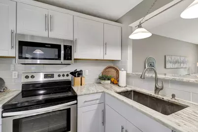 1012 John Street, Cincinnati, OH 45203 - Photo 13