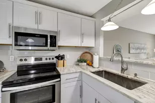 1012 John St, Cincinnati, OH 45203 - Photo 13