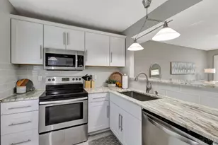 1012 John St, Cincinnati, OH 45203 - Photo 11