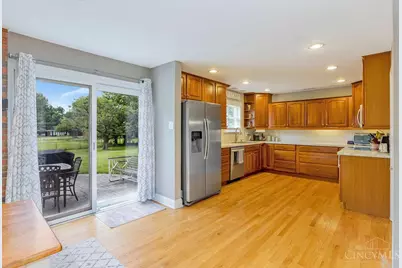 8910 Tammy Drive, West Chester, OH 45069 - Photo 9
