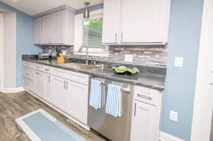 1105 Ferris Rd, Union Township, OH 45102 - Photo 9