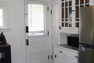 3110 Kinmont St, Cincinnati, OH 45208 - Photo 1