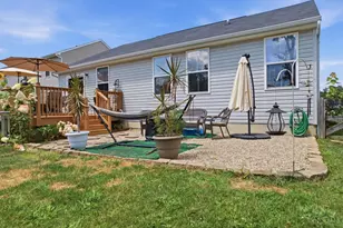 28 Charmalee Dr, Batavia Township, OH 45102 - Photo 11