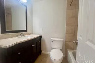 190 Ivanhoe Ave, Cincinnati, OH 45233 - Photo 9