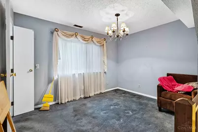 51 Aspen Court, Springdale, OH 45246 - Photo 9