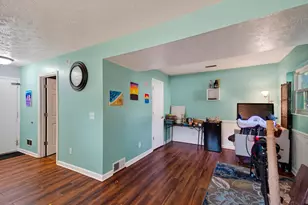 4550 Eldywood Cir, Union Township, OH 45103 - Photo 7