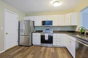 431 Tokay Ct, Union Township, OH 45255 - Photo 13