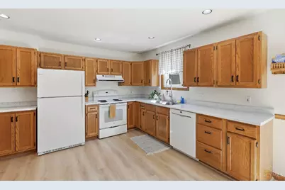 7208 Wesselman Road, Cleves, OH 45002 - Photo 15