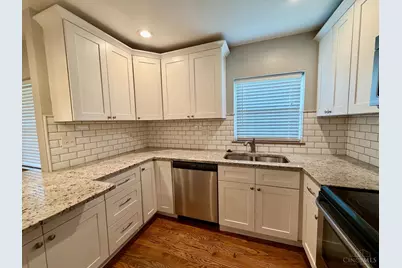 4624 Hunt Rd, Blue Ash, OH 45242 - Photo 5
