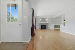 1050 Nimitz Ln, Anderson Township, OH 45230 - Photo 5