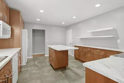 1050 Nimitz Lane, Anderson Township, OH 45230 - Photo 15