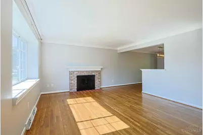7833 Spirea Drive, Sycamore Township, OH 45236 - Photo 7