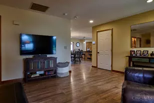 1271 Country Oaks Ln, Wilmington, OH 45177 - Photo 5