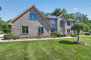 861 Kelsey Ct, Washington Twp, OH 45458 - Photo 5