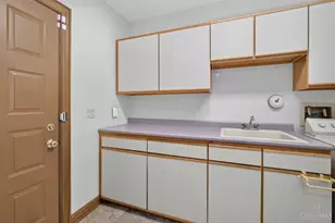 861 Kelsey Ct, Washington Twp, OH 45458 - Photo 33