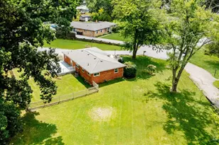 1300 Michael Ln, Miami Township, OH 45150 - Photo 33