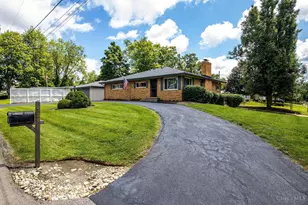 769 Connie Ln, Union Township, OH 45245 - Photo 3