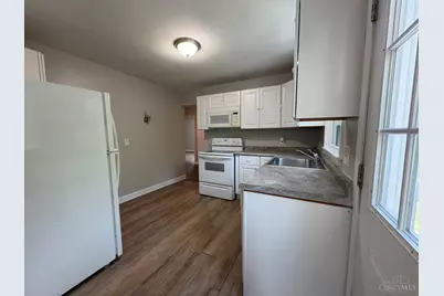 3646 Lakewood Drive, Green Township, OH 45248 - Photo 9