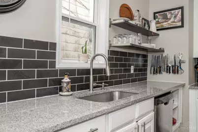 4399 Virginia Avenue, Cincinnati, OH 45223 - Photo 7