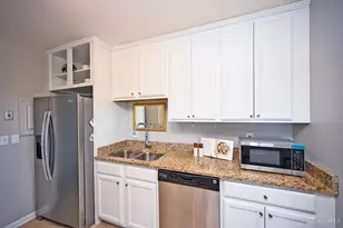 2200 Victory Pkwy, Cincinnati, OH 45206 - Photo 13