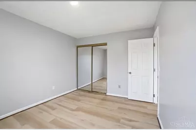 9925 Grasscreek Court, Colerain Township, OH 45231 - Photo 17
