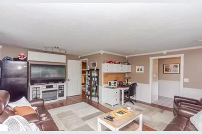 7847 Lockport Boulevard, Centerville, OH 45459 - Photo 11