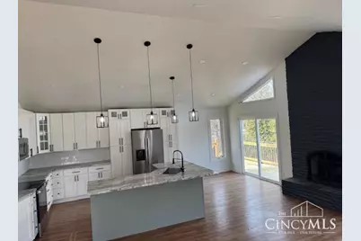 2559 Concordgreen Drive, Cincinnati, OH 45244 - Photo 9