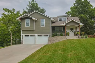 1698 Fieldcrest Dr, Lawrenceburg, IN 47025 - Photo 3