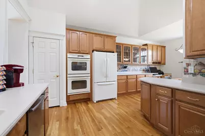4387 St Cloud Way, Miami Township, OH 45002 - Photo 9