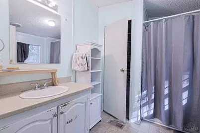 3974 Pettett Drive, Wayne Township, OH 45107 - Photo 39