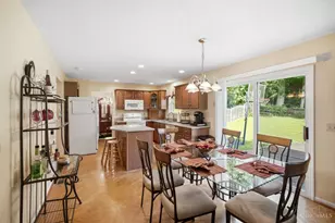 5790 Willowcove Dr, Cincinnati, OH 45239 - Photo 9