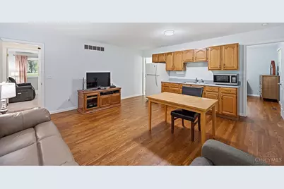 7301 Cimmeron Drive, Liberty Township, OH 45044 - Photo 11