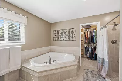 7301 Cimmeron Drive, Liberty Township, OH 45044 - Photo 19