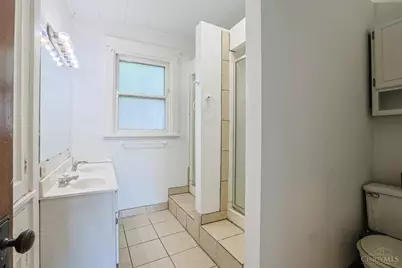 2555 Fairview Avenue, Cincinnati, OH 45219 - Photo 27