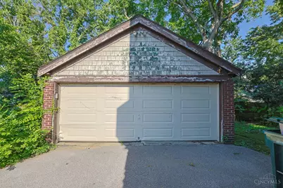 2555 Fairview Avenue, Cincinnati, OH 45219 - Photo 33