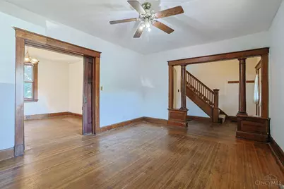 2555 Fairview Avenue, Cincinnati, OH 45219 - Photo 9