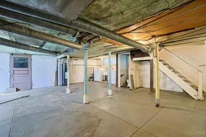 2555 Fairview Avenue, Cincinnati, OH 45219 - Photo 23