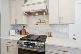 1635 Clayton St, Cincinnati, OH 45206 - Photo 17